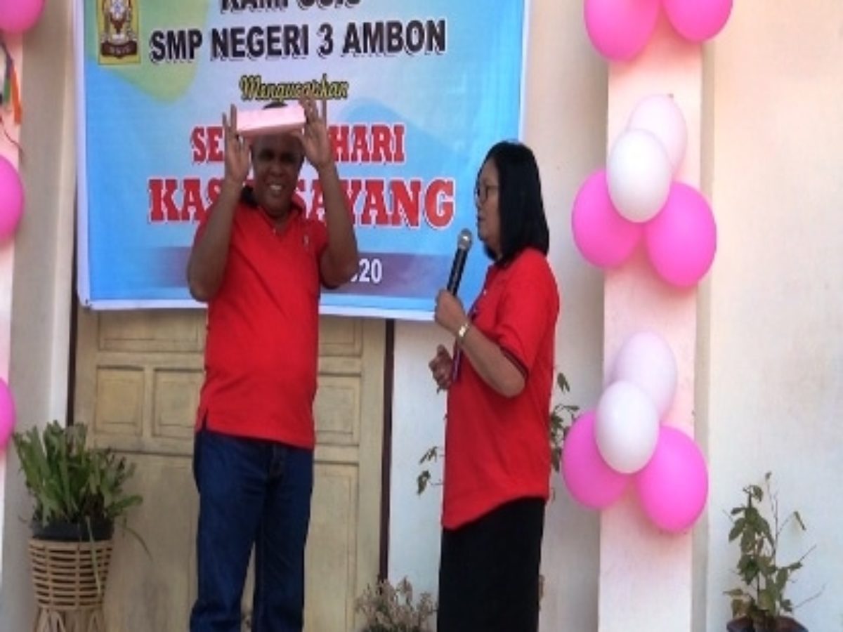 Osis Smp Negeri 3 Ambon Selenggarakan Valentine S Day