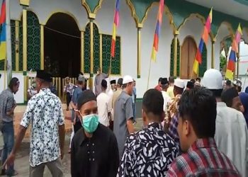 Tradisi Jalan Awat,