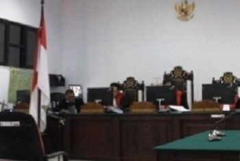 Hakim PN Ambon Putus Ferry Tanaya Bebas Murni