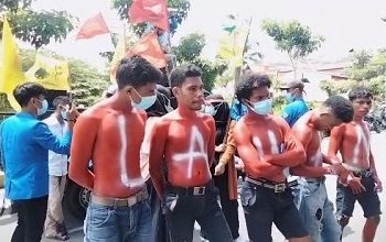 Mahasiswa Minta Bupati Malteng Benahi Birokrasi Rangkap Jabatan