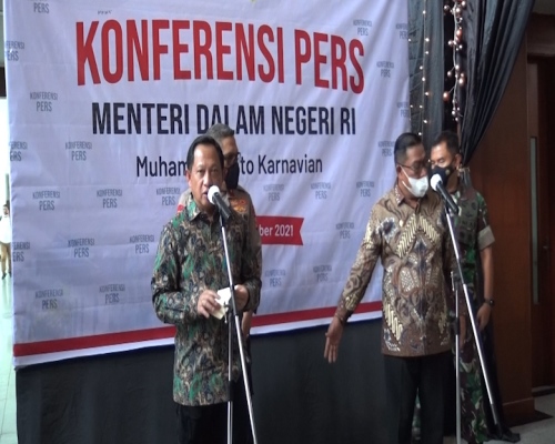 Mendagri Optimis Maluku Capai Target Vaksinasi 70 Persen 1 Karnavian