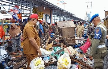 Sekot Ambon Ikut Bersih Sampah Di Kawasan Mardika