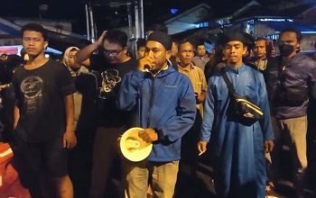 Tolak Eksekusi Lahan, Warga Batu Merah Ambon Blokade Jalan Jenderal Sudirman