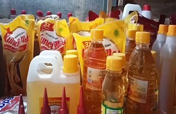 Harga Minyak Goreng Di Pasar Waimital Tembus Angka Rp.25.000