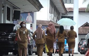 Pemkot Ambon Tunggu Kebijakan Pempus Soal Tenaga Honorer