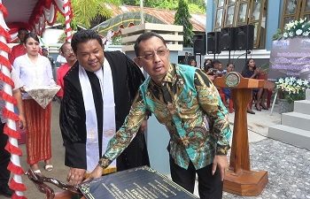 Dibangun Dengan Swadaya Murni Warga Kaibobo Gereja Nehemia Diresmikan Wagub Orno