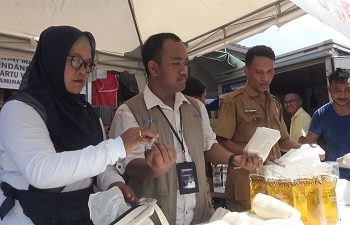 Bulog Maluku Gelar Operasi Pasar Tekan Keniakan Harga
