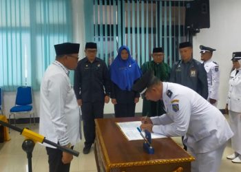 Sekkot Ternate Jusuf Sunya Lantik 24 Lurah