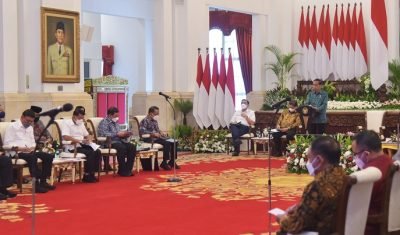 Presiden Jokowi Minta Jajaran Antisipasi Cuaca Ekstrem dan Krisis Pangan 1 Presiden Jokowi Minta Jajaran Antisipasi Cuaca Ekstrem dan Krisis Pangan