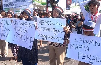 Tak Terima Dengan Putusan PN Ambon, Warga Batu Merah Demo Tolak Rencana Eksekusi Lahan