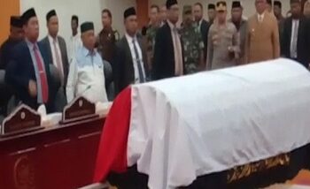 DPRD Kota Tual Gelar Paripurna Pelepasan Jenazah Ishak Nuhuyanan