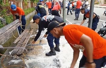 Damkar Gelar Aksi Bersih Kota, Jelang HUT Damkar ke-104