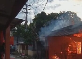 Ledakan Kompor, Rumah Keluarga Lilihata Ludes Terbakar