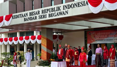 Penghargaan untuk Lima WNI di Brunei Darussalam pada Peringatan HUT RI ke-78 1 Kedutaan Indoneisa di Brunei