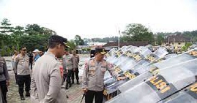 Jelang Pemilu 2024, Polda Maluku Gelar Latihan Simulasi Sispamkota 1 Kapolda Maluku