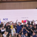 Menparekraf Sandiaga Uno foto bersama para pembicara dan peserta ACE-YS 2023