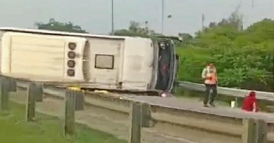 Kecelakaan di Exit Tol Cikopo, 12 Orang Meninggal Dunia 1 Kecelakaan bus Handoyo di exit tol Cikopo