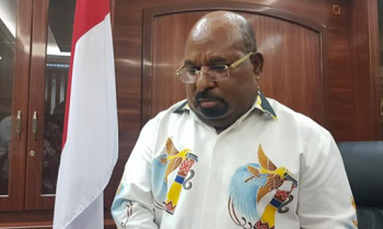 Mantan Gubernur Papua Lukas Enembe