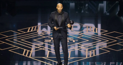 Lionel Messi dan Aitana Bonmati Raih Puncak Prestasi pada Penghargaan FIFA 2023 1 Thierry Henry mewakili Lionel Messi menerima penghargaan Pemain Terbaik FIFA 2023 di London