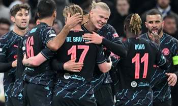 Para pemain Manchester City merayakan gol yang tercipta ke gawang Copenhagen