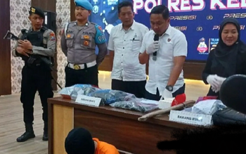 Polres Kediri Kota saat rilis kasus pembobolan mesin ATM di Kediri, jawa Timur