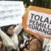 Demo di depan kantor Komisi Pemilihan Umum (KPU), Jakarta, Jumat (16/2/2024)