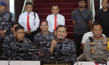 Komandan Lantamal (Danlantamal) II Padang Laksamana Pertama TNI Syufenri