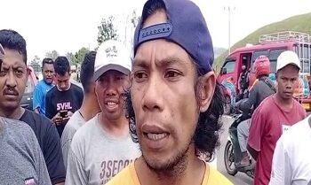 Blokir Jalan