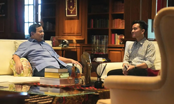 Pasangan presiden-wakil presiden terpilih Prabowo Subianto (kiri) dan Gibran Rakabuming Raka (kanan)