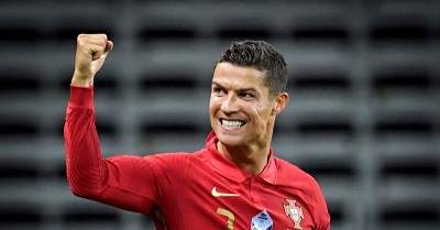 Ronaldo Kejar Target 1.000 Gol Sebelum Pensiun 1 Ronaldo Kejar Target 1.000 Gol Sebelum Pensiun