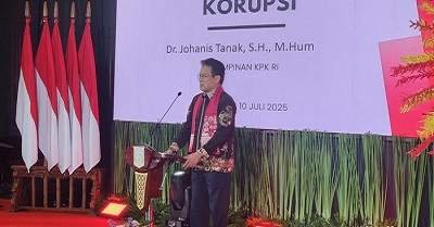 KPK Ingatkan Pejabat: Jangan Kirim Konten Porno Lewat WA, Bisa Terpantau Sadapan 1 Wakil Ketua KPK Johanis Tanak
