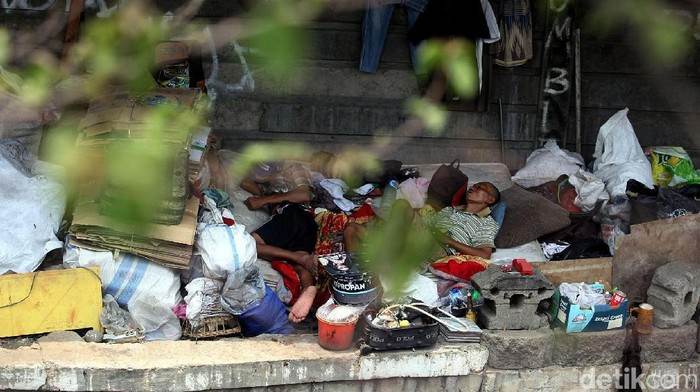 Dampak Ngeri Serakahnomics ke Indonesia 1 ilustrasi potret gelandangan