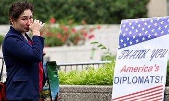ribuan pegawai kemlu as dipecat trump