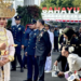Panglima TNI Jenderal TNI Agus Subiyanto (kiri) dan istrinya, Evi Sophia Indra (dua kiri),