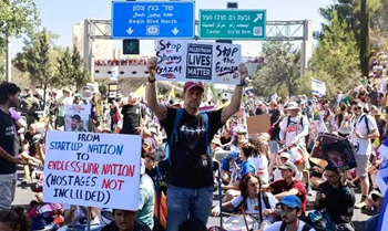 aksi demo warga israel
