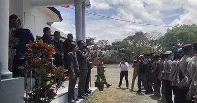 Puluhan Massa Geruduk DPRD MBD, Desak Pansus PPPK Transparan 1 aksi demo