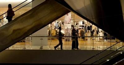 Rojali-Rohana di Mana-mana, Ekonomi Indonesia Diramal Susah Tembus 5% 1 fenomena turunnya daya beli