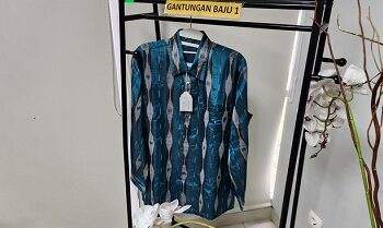 baju sutera dilelang kpk