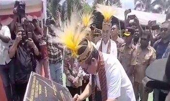 gubernur maluku