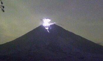 119 Letusan Terjadi di Gunung Semeru dalam 24 Jam Terakhir