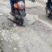 Jalan di Kota Namlea Banyak yang Rusak, Warga Resah Akibat Tak Ada Drainase 8 Jalan di Kota Namlea Banyak yang Rusak, Warga Resah Akibat Tak Ada Drainase