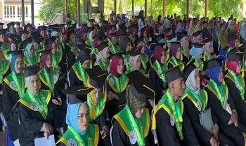 STAI Said Perintah Masohi Cetak 80 Wisudawan dan Wisudawati