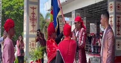 Momen Perdana, Bupati dan Wakil di HUT ke-68 Kota Masohi 2025 1 Momen Perdana, Bupati dan Wakil di HUT ke-68 Kota Masohi 2025