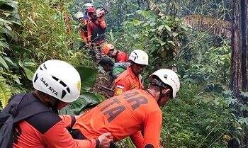 BNPB: 27 Warga Diduga Masih Tertimbun Longsor Banjarnegara