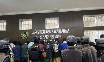 15 napi risiko tinggi dari Lapas Salemba dipindahkan ke Nusakambangan