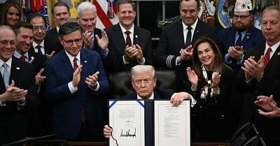 Trump Teken RUU Akhiri Shutdown Pemerintah AS 1 Trump Teken RUU Akhiri Shutdown Pemerintah AS