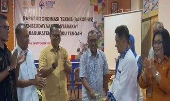 Bupati Buka Rakor Camat dan Lurah di Banda, Tekankan Penyelarasan Program