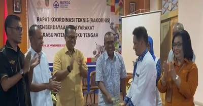 Bupati Buka Rakor Camat dan Lurah di Banda, Tekankan Penyelarasan Program 1 Bupati Buka Rakor Camat dan Lurah di Banda, Tekankan Penyelarasan Program