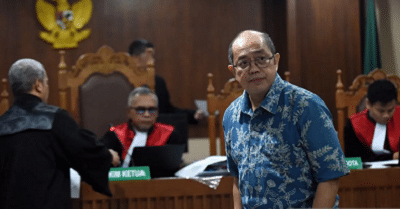 Eks Dirjen Kemenkeu Dituntut 4 Tahun Penjara 1 Eks Dirjen Kemenkeu Dituntut 4 Tahun Penjara
