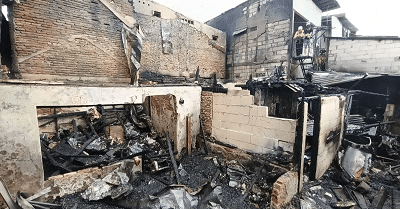 Tiga Rumah di Grogol Terbakar 1 Tiga Rumah di Grogol Terbakar